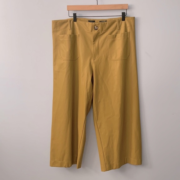 ANTHROPOLOGIE MAEVE COLETTE CROPPED WIDE LEG PANTS PEA GREEN 20W WIDE LEG VEGAN - Picture 1 of 9